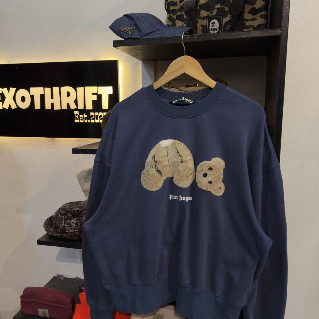 Palm Angels Bear Sweatshirt (Category: Coats, Jackets and Outerwear) located in Manila. Submitted by jerichomal82553 (Listing ID 1468911401, Image 2). Description: Palm Angels Bear Sweatshirt 27 by 26.5 Good Condition Complete Tags .