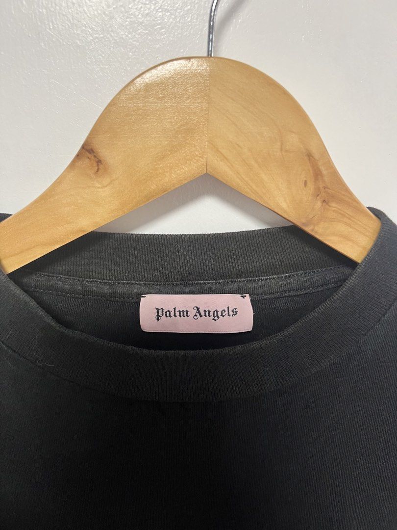 Palm Angels K*ll the Bear Tee (Category: Tshirts & Polo Shirts ) located in Muntinlupa City. Submitted by thriftdripbyjm (Listing ID 1468715255, Image 3). Description: Color rate: 10/10 Dimes: 20x25 ( M on tag) Sleeve: 6 Issue: minimal hairlines on print Price: 1200+sf.