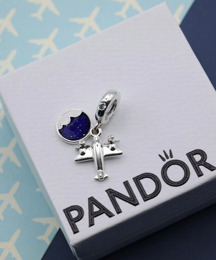 PANDORA AIRPLANE DANGLE CHARM (Category: Charms) located in Pasig City. Submitted by titalana2011991 (Listing ID 1468784151, Image 1). Description: .
