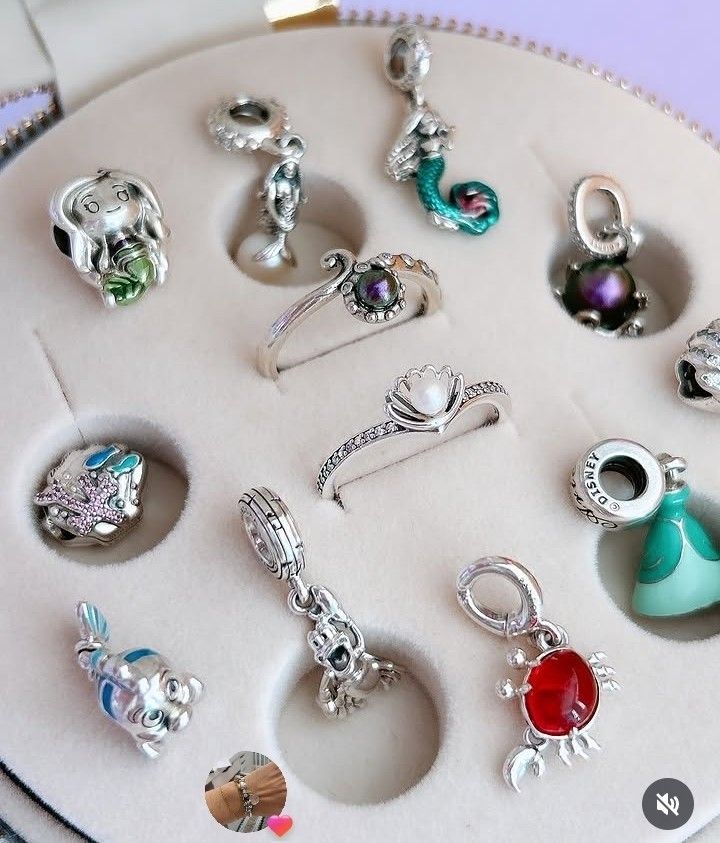 PANDORA DISNEY MERMAID CHARM -2800 EACH (Category: Charms) located in Pasig City. Submitted by ttitalaana20198 (Listing ID 1468846597, Image 2). Description: with BOX AND PAPER BAG LALAMOVE DELIVERY PAY AS U ORDER ACTUAL PHOTO POSTED.