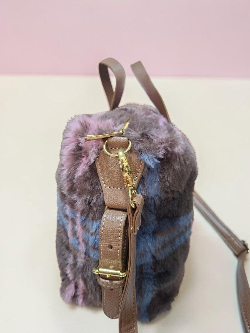 PASSAGE MIGNON FUR 2WAY BAG (Category: Cross-body Bags) located in Las Pinas. Submitted by annachiaonair2037 (Listing ID 1468744462, Image 3). Description: PASSAGE MIGNON FUR 2WAY BAG FROM JAPAN DETACHABLE SLING H 10" L 12" W4" Disclaimer: I am not affiliated with, associated with, or authorized by any of the brands featured posted. Any mention of brand names, trademarks, or logos is solely for identification and reference purposes only..