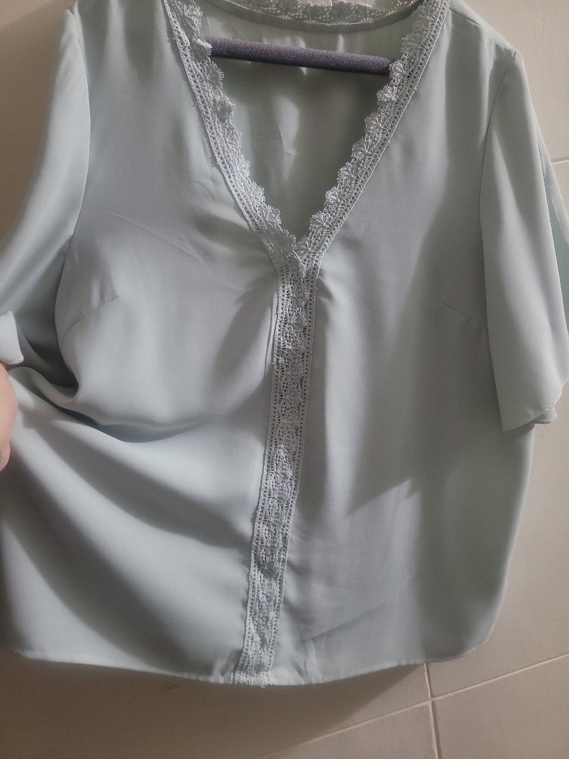 Pastel Embroidered Top (Category: Blouses) located in Los Banos. Submitted by lopecruz (Listing ID 1468834157, Image 3). Description: 22"armpit laid flat 24"length like new condition,no kupas M to L.