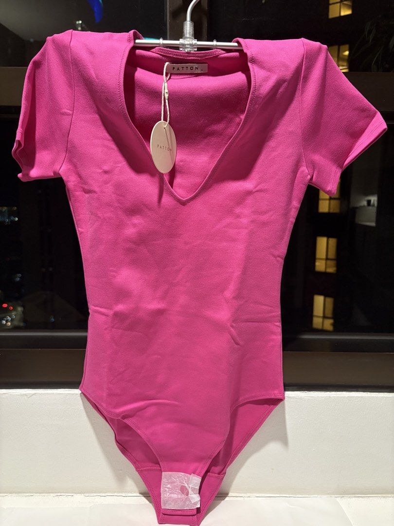Patton Studio Short-Sleeved V-Neck Bodysuit (Category: Others Tops) located in Taguig. Submitted by loise001_of_rewear (Listing ID 1468831782, Image 1). Description: Patton Studio v-neck short-sleeved bodysuit. Brand new, with tags. Size S. Details and sizing here: https://pattonstudio.com/products/short-sleeve-scoop-v-neck-bodysuit?variant=40629263040598 No returns or exchanges. Please feel free to ask questions about the item before purchase..