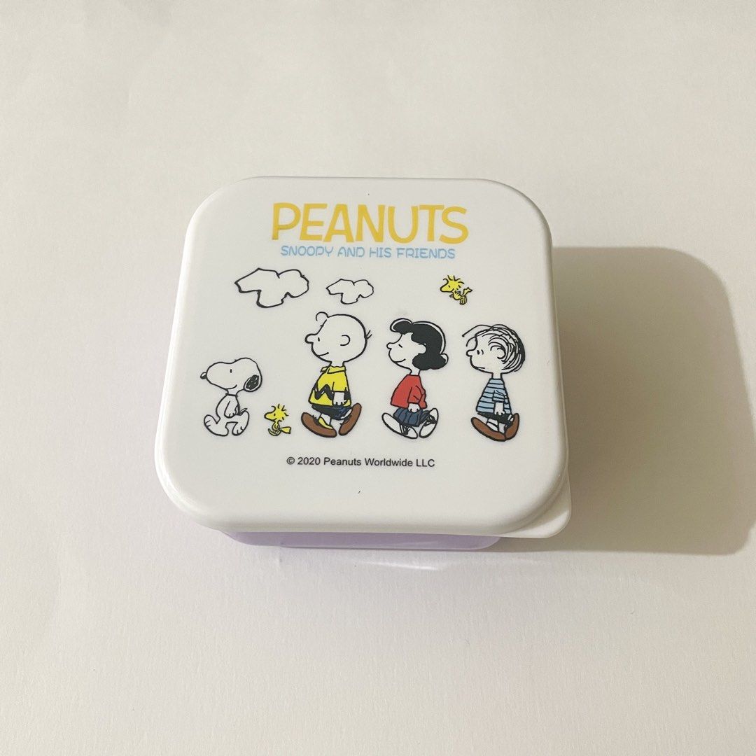 Peanuts Food Container (Category: Food Organization & Storage) located in Butuan. Submitted by paperlueur (Listing ID 1468798001, Image 1). Description: .
