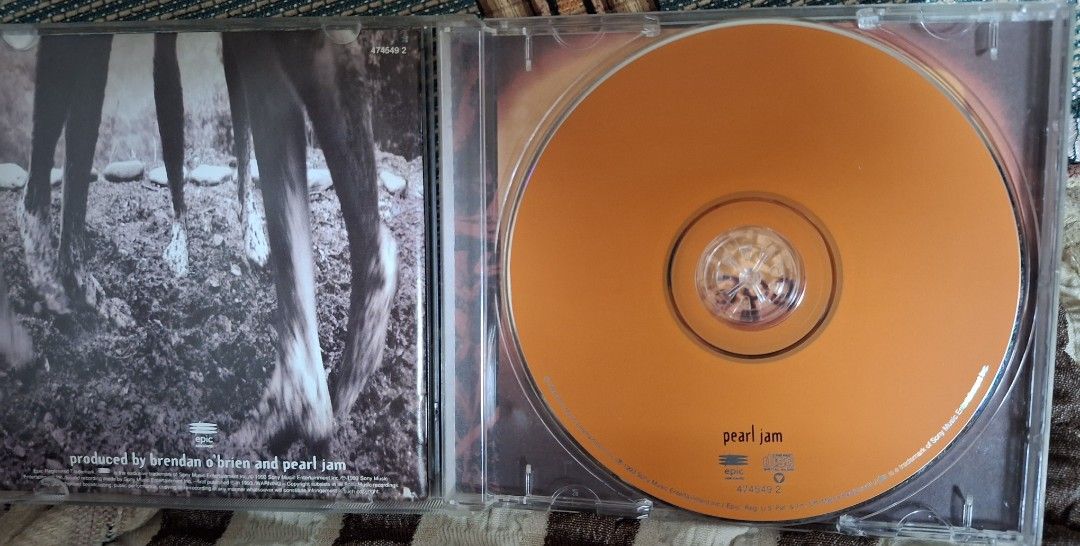 Pearl Jam (Category: CDs & DVDs) located in Davao. Submitted by vintageklasiks (Listing ID 1468929388, Image 2). Description: .