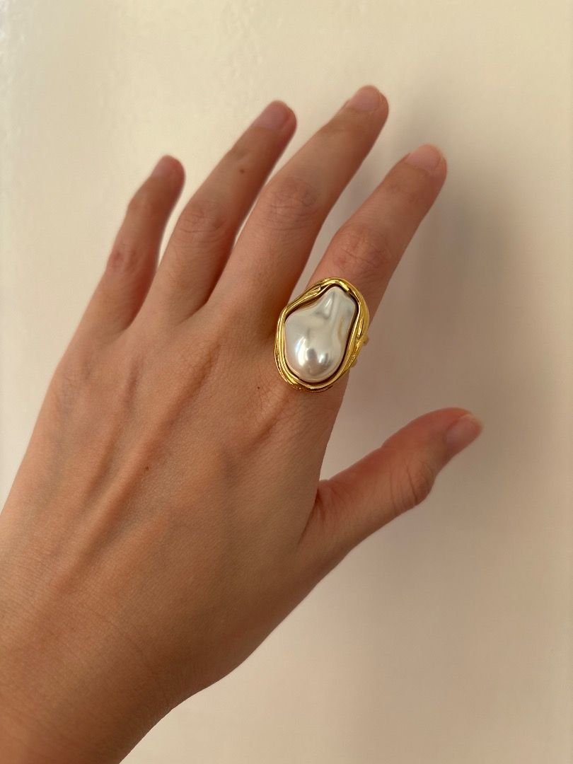 Pearl Ring (Category: Rings) located in Quezon City. Submitted by icecreammonster (Listing ID 1468795463, Image 1). Description: Pearl Ring Color - 18K Gold Material - 18K PVD Gold Stainless Steel Waterproof and adjustable.