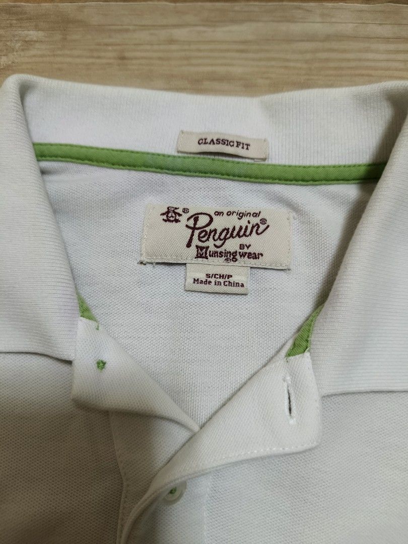 Peguin polo shirt (Category: Tshirts & Polo Shirts ) located in Siniloan. Submitted by talktotheroses (Listing ID 1468858916, Image 2). Description: .