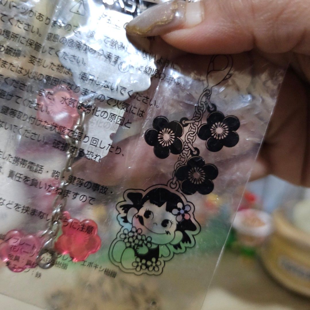 Peko-chan Flowe Charm (Category: Charms) located in Manila. Submitted by lovelylovesjapan (Listing ID 1468767384, Image 2). Description: 🌸The item is on-hand and authentic from Japan 🌸Mode of Payment (MOP): GCASH/Bank Transfer 🌸Mode of Delivery (MOD): J&T or Lalamove (Shipping every Saturdays and Sundays) Notes: 🩷Breakable items are packed with care and caution. Seller will not be held liable for any damages incurred by the courier upon deliv