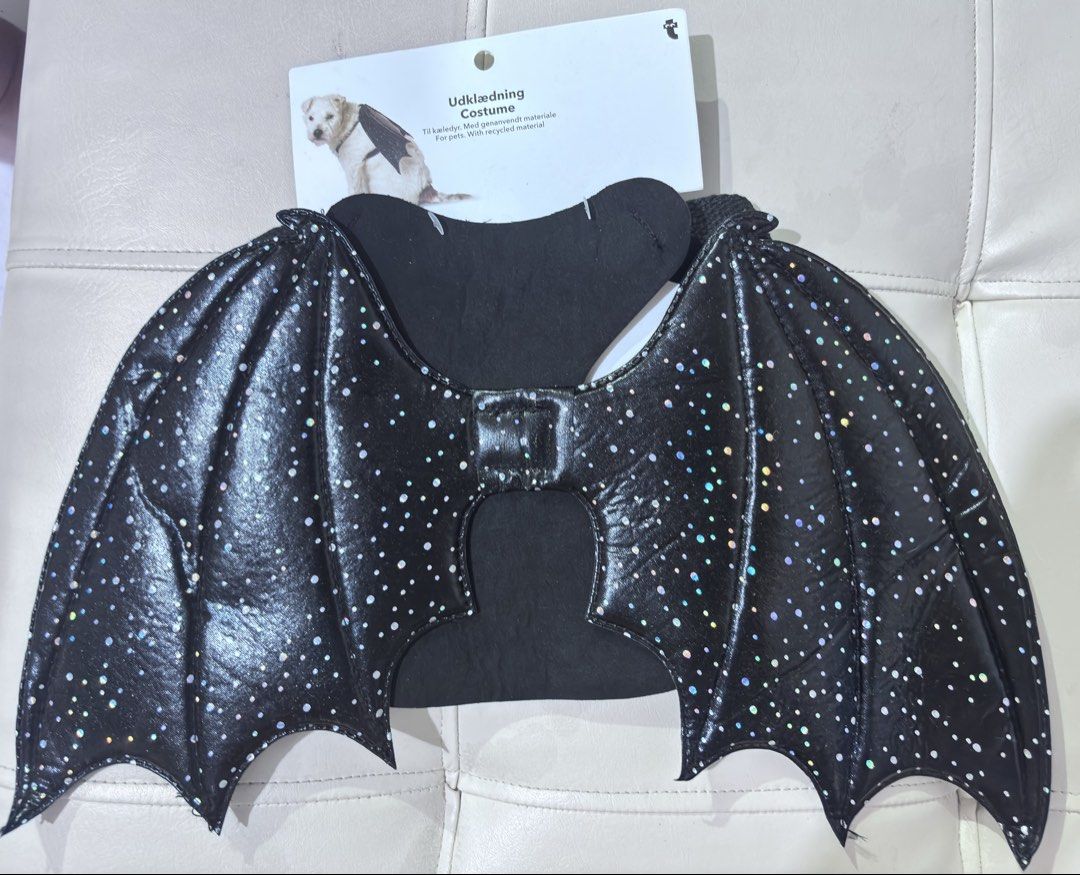 Pet Halloween Costume (Category: Health & Grooming) located in Quezon City. Submitted by violetandstuff (Listing ID 1468798859, Image 1). Description: .