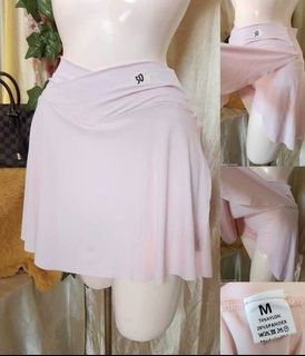 (Category: ) located in . Submitted by courtsidecloset (Listing ID 1468852451, Image 1). Description: .