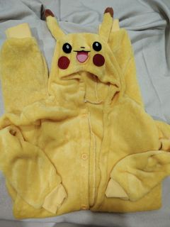(Category: ) located in . Submitted by SweetCollectibles (Listing ID 1468905579, Image 1). Description: .