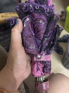 (Category: ) located in . Submitted by vintageaccessories (Listing ID 1468810134, Image 1). Description: .