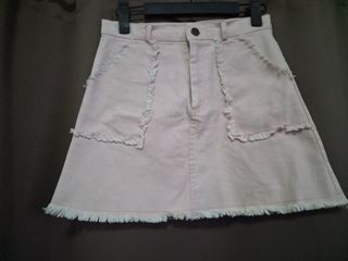 (Category: ) located in . Submitted by aemcloset (Listing ID 1468862798, Image 1). Description: .