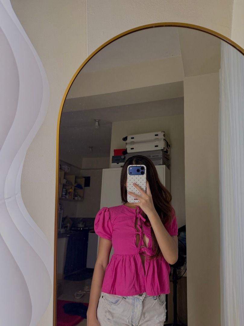 Pink Top Tie Ribbon (Category: Others Tops) located in Mandaluyong City. Submitted by prelovedbyrinoa_ (Listing ID 1468857176, Image 1). Description: Preloved — wear once ♡ Size: XS ♡ Location: Mandaluyong City ♡ Lalamove / Grab Express available.