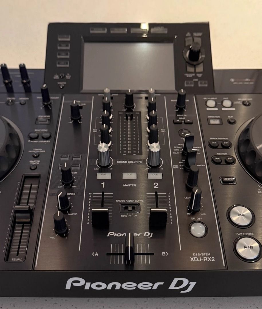 Pioneer XDJ-RX2 Standalone DJ Controller (Category: Soundbars, Speakers & Amplifiers) located in Manila. Submitted by wisecomoknapo (Listing ID 1468918367, Image 1). Description: - Pioneer DJ XDJ-RX2 standalone DJ system in matte black For a quick response, please write to wha-tsa.pp 63-9469-504-673.