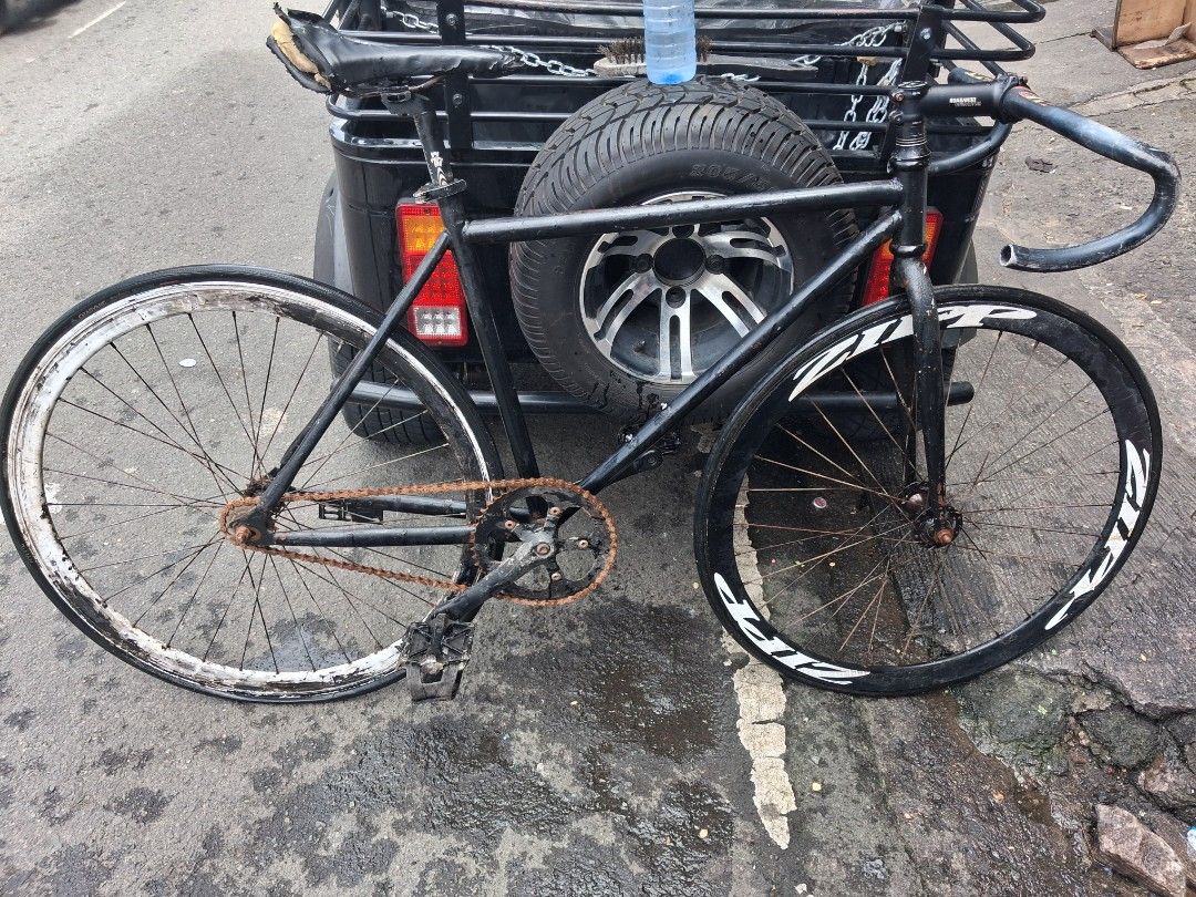 Pixed bike (Category: Announcements) located in Manila. Submitted by carlitoboh66625 (Listing ID 1468730362, Image 3). Description: pixed bike all details declare palitin gulong sa harap price 2k.