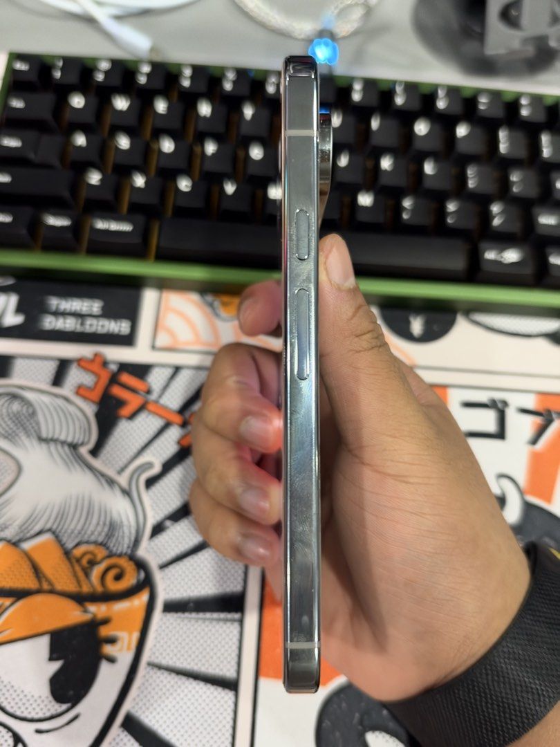 Pixel 9 Pro XL 256GB Haze (Category: Google Pixel) located in Caloocan City. Submitted by mgeronino130760 (Listing ID 1468855805, Image 3). Description: Bought from Kimstore last year Comes with box but lost the cable (Ill give an anker cable na lang) 91% Battery Health Screen protector installed Comes with case Smooth **Honest Issue** Pina ayos ko sa labas dahil nung chinarge ko nung unang kuha ko nag black screen tas no power. Nung pinaayos ko 