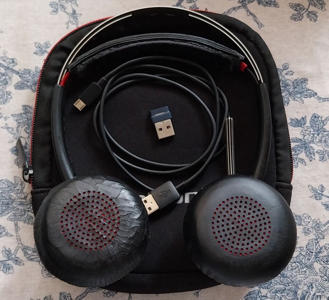 Plantronics / Poly Voyager Focus MS Teams version Wireless Headset (broken red rubber) (Category: Headphones & Headsets) located in Pasig City. Submitted by the88th (Listing ID 1468745822, Image 2). Description: - This headset has a broken red rubber but does not affect the audio and mic. - Model: Plantronics / Poly Voyager Focus MS Teams version Wireless Headset - Condition: Clean, tested, and fully operational - Comfort: Soft ear cushions and p