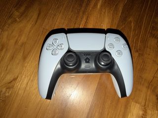 (Category: ) located in . Submitted by lucasplopy12 (Listing ID 1468733192, Image 1). Description: .