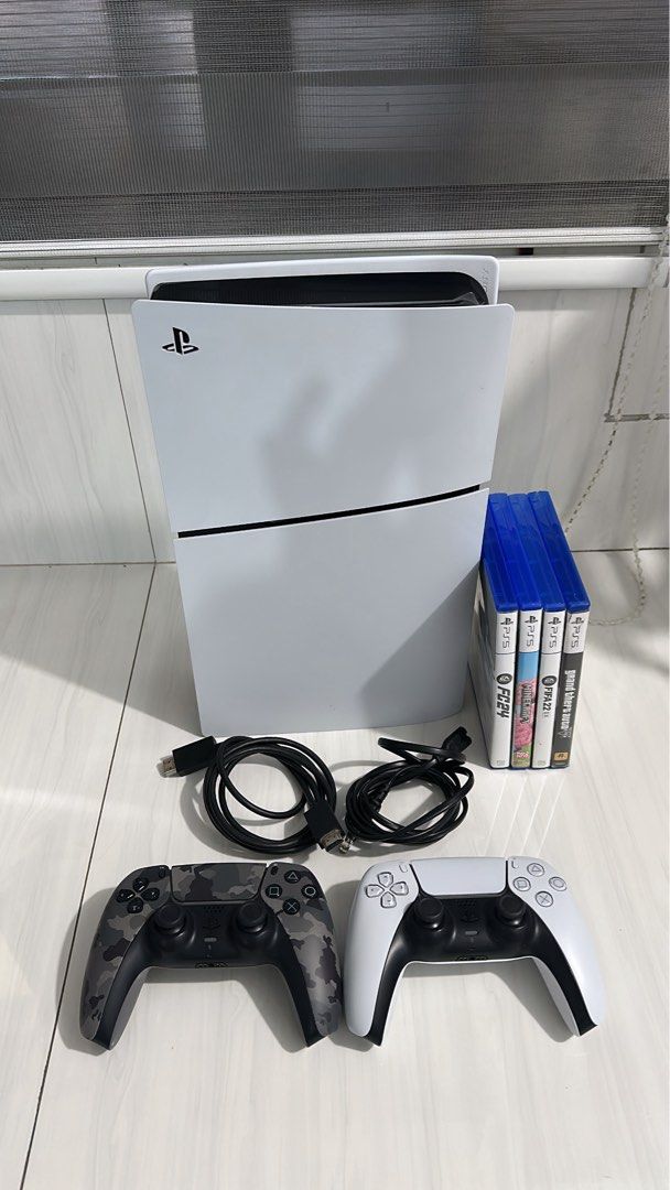 PLAYSTATION SLIM DISC VERSION (Category: Desktops) located in Laoag. Submitted by jewellesoriano (Listing ID 1468774768, Image 1). Description: For sale: Playstation 5 Slim Disc Version Storage: 1TB 2 original controllers Hdmi/Power Cable 4 Physical games -Grand Theft Auto V (GTA V) -Minecraft -Fifa 22 -Fc 24 No box. In very good condition, no issue presentable. Test all you want Price: 29k nalang rush 📍Laoag City, Ilocos Norte Open for COD/COP 