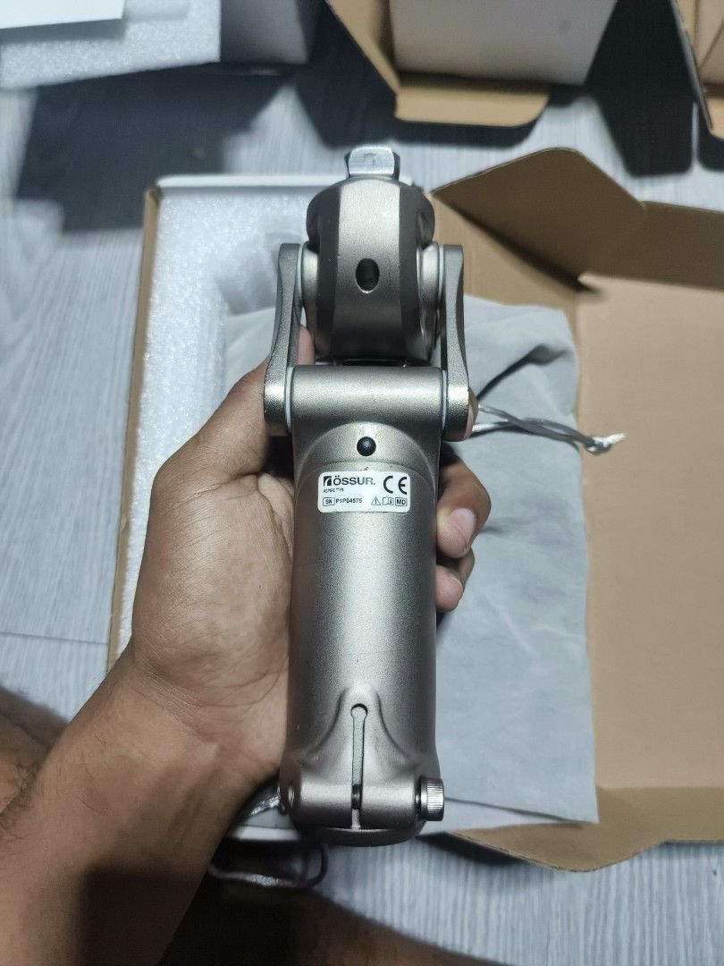 PNEUMATIC KNEE JOINT (Category: Medical Supplies & Tools) located in Manila. Submitted by daniyyel (Listing ID 1468924785, Image 1). Description: FOR SALE: PNEUMATIC PROSTHETIC KNEE JOINT ‎ ‎Looking for a pneumatic knee joint for a prosthetic leg? We have an option worth checking out! ‎ ‎✅ Pneumatic knee mechanism ‎✅ Designed to support controlled knee movement ‎✅ Suitable for compatible prosthetic leg systems ‎✅ Ideal for users looking for a pro
