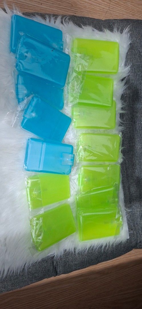 Pocket Spray Bottles Plastic Refillable Card Shape Set (Category: Sanitizers & Disinfectants) located in Manila. Submitted by princessahshop (Listing ID 1468863763, Image 2). Description: - Vibrant green and blue pocket spray bottles (14 pieces total) - Flat, card-shaped design fits easily in bags or pockets - Refillable empty containers for alcohol, perfume, or hand sanitizer - Each piece individually wrapped in plastic packaging - Perfect handy