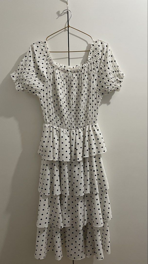 Polka Dot Dress (Category: Dresses) located in Subic. Submitted by chunette_ (Listing ID 1468916939, Image 2). Description: Waist 23-40in Bust 28-40in Length 44in.