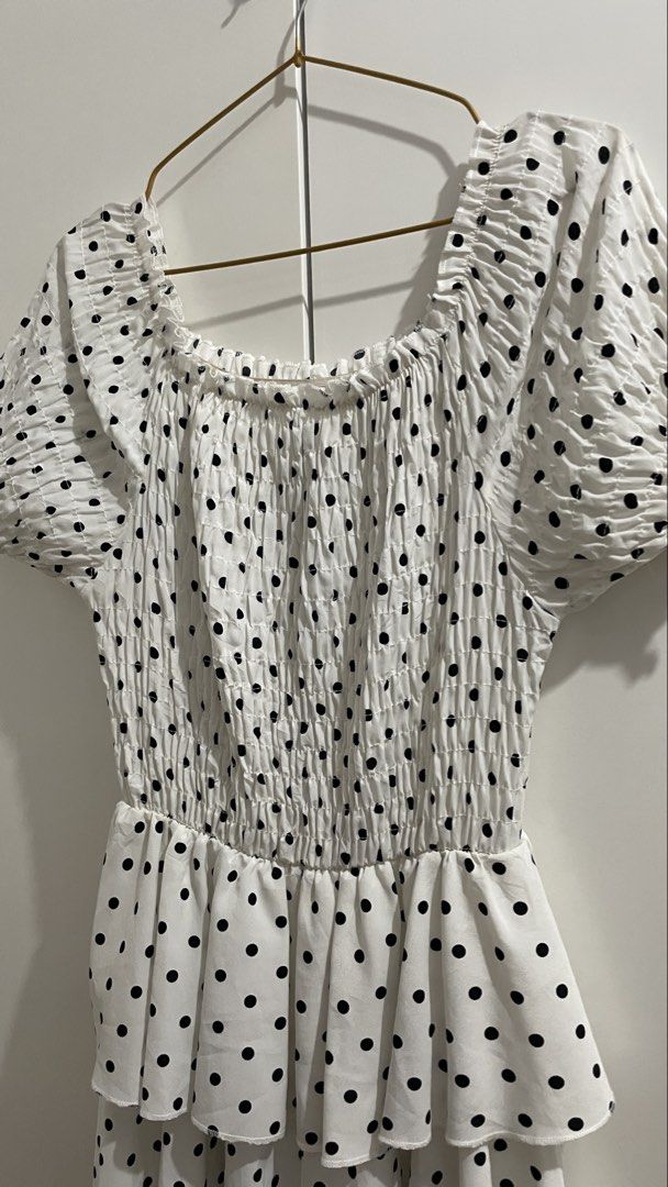 Polka Dot Dress (Category: Dresses) located in Subic. Submitted by chunette_ (Listing ID 1468916939, Image 3). Description: Waist 23-40in Bust 28-40in Length 44in.