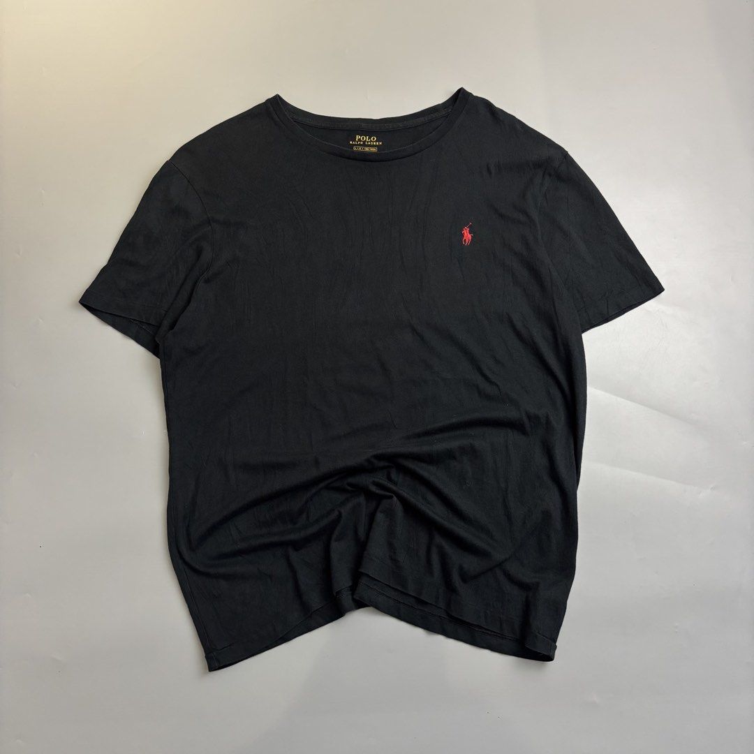 POLO RALP LAUREN (Category: Tshirts & Polo Shirts ) located in Taguig. Submitted by the_rare_edit (Listing ID 1468874822, Image 1). Description: DIMENSIONS: 23x27 ISSUE: none COLOR RATE: 9.8/10 CONDITION: Excellent condition .