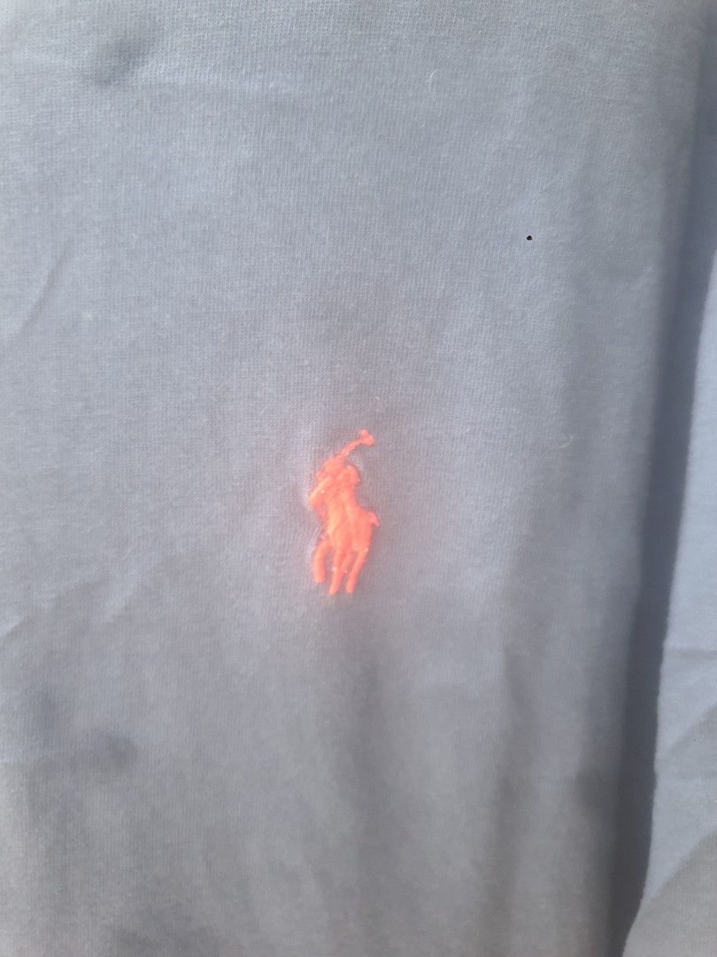 POLO Ralph Lauren Crew-Neck (Category: Coats, Jackets and Outerwear) located in Butuan. Submitted by alovier1992 (Listing ID 1468750112, Image 2). Description: .