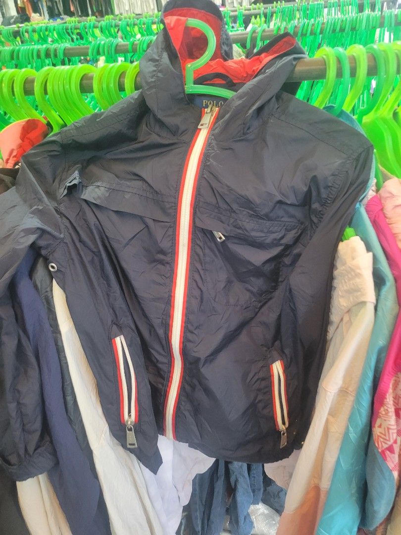 POLO RALPH LAUREN JACKET (Category: Coats, Jackets and Outerwear) located in Manila. Submitted by surpppp (Listing ID 1468814439, Image 3). Description: polo ralph lauren kids size jacket.