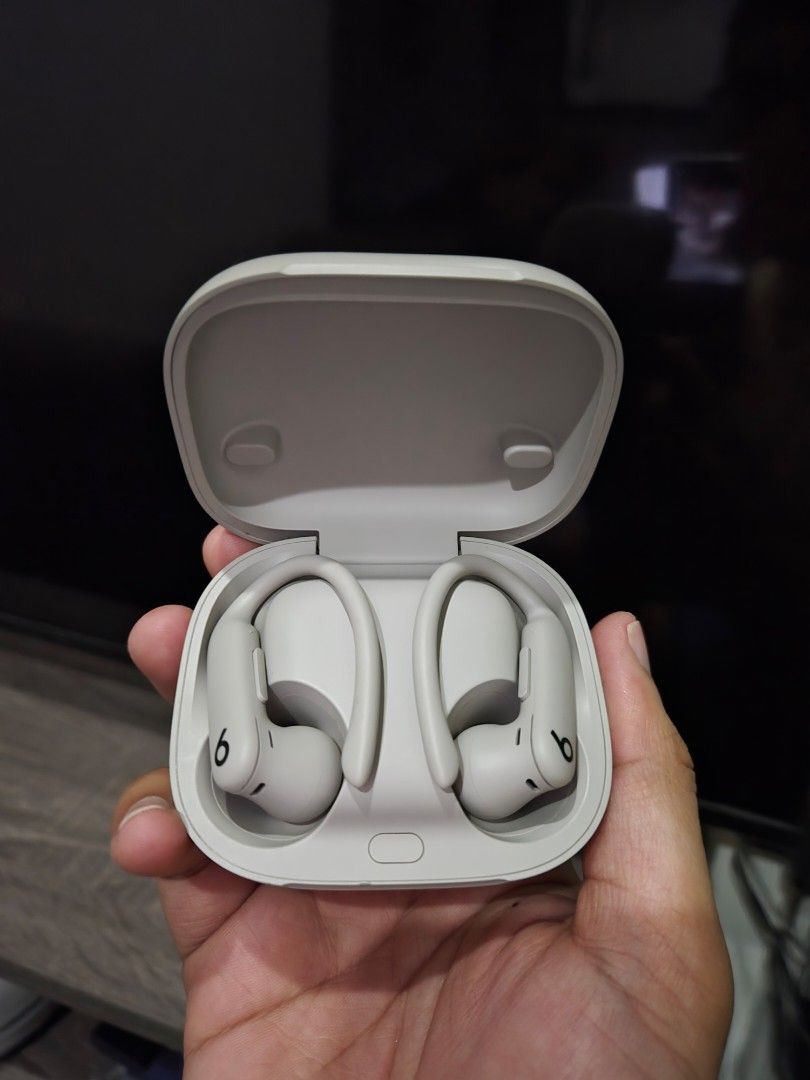 Power Beats Pro 2 (Category: Earphones) located in Angeles City. Submitted by marvinjbm110069 (Listing ID 1468837617, Image 1). Description: - Authentic Power Beats Pro2 true wireless earbuds in Light Gray - Secure wingtip design ensures a snug fit during workouts - Active Noise Cancellation (ANC) and sound quality work perfectly - Excellent battery life with a strong charge - Clean condition overall, with only minimal signs of handling on the ca