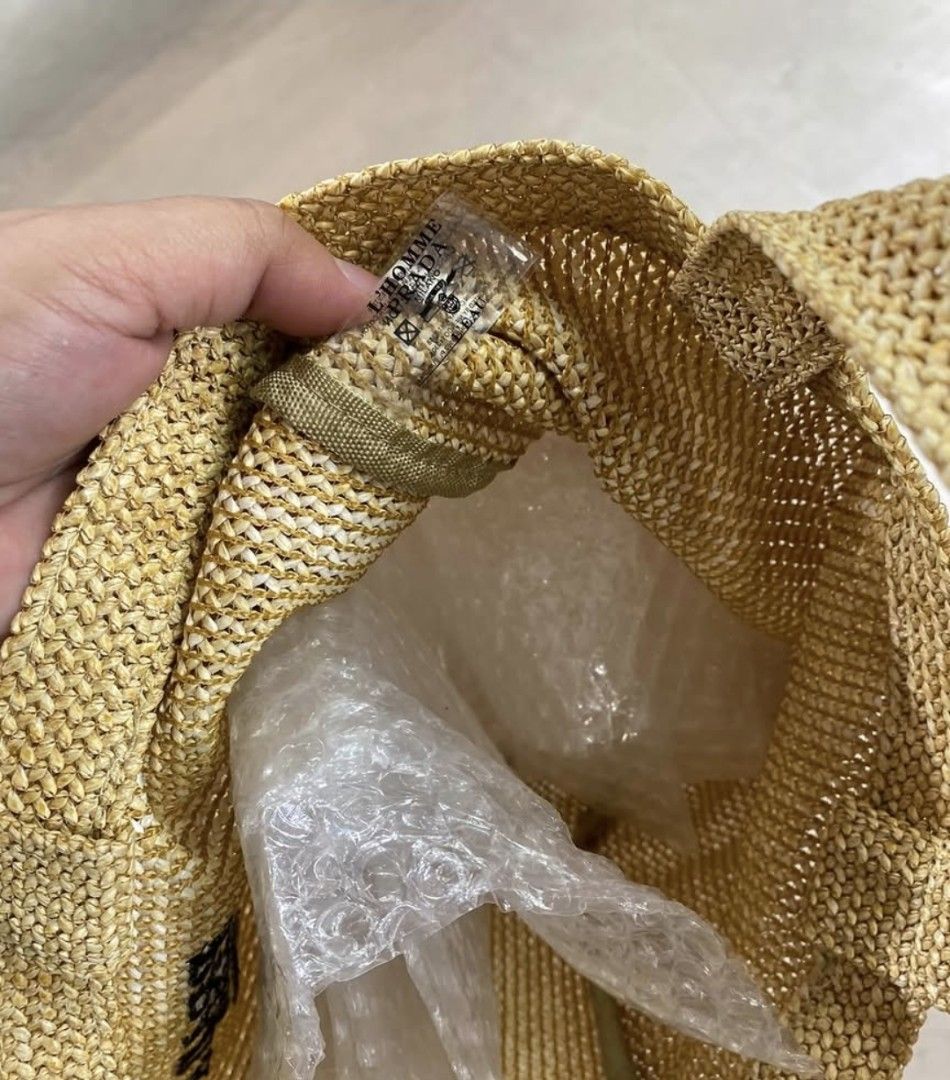 Prada Complementary Bag (Category: Luxury Bags & Wallets) located in Iloilo. Submitted by mgu.shoppe_ph (Listing ID 1468927369, Image 2). Description: Brandnew Complementary bag No inclusions .