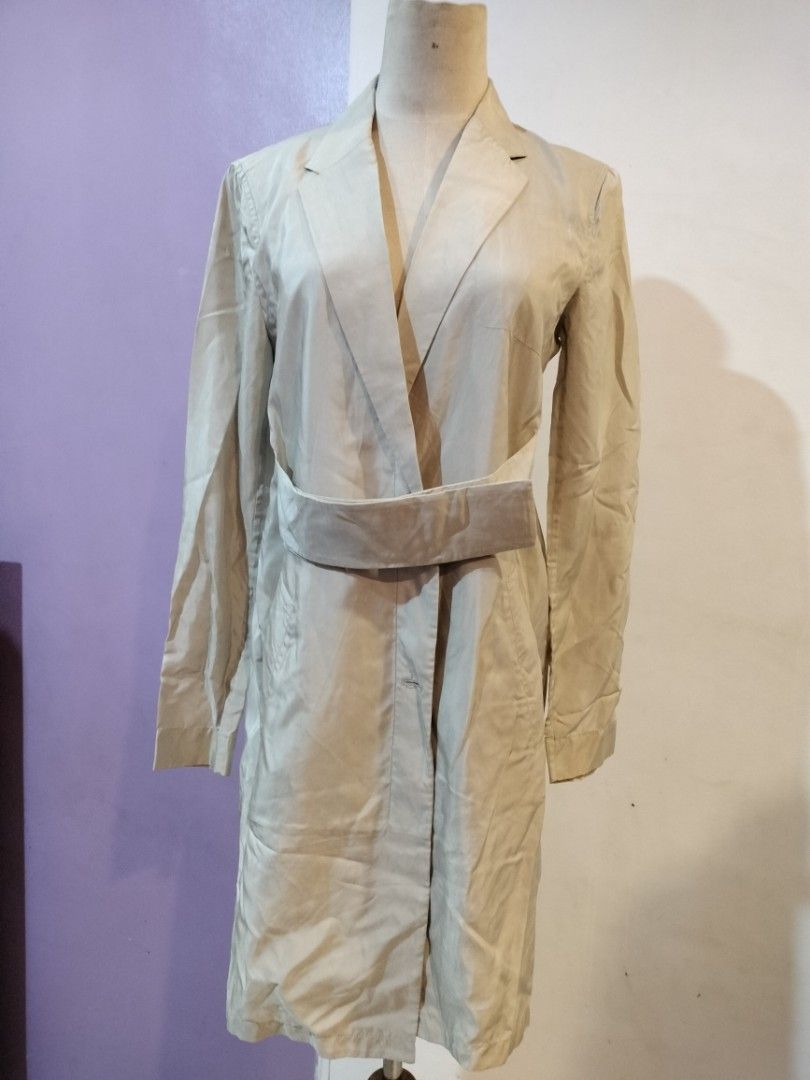 PRADA DRESS (Category: Dresses) located in Quezon City. Submitted by dex.colletions (Listing ID 1468882948, Image 1). Description: authentic PRADA DRESS once lang nagamit pm.