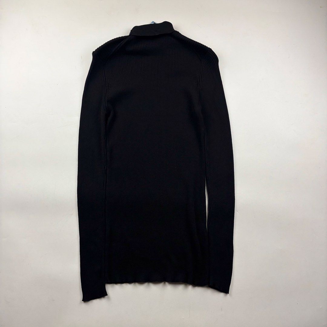 Prada Ribbed Turtleneck (Category: Longsleeves) located in Makati City. Submitted by ragrepository (Listing ID 1468728192, Image 2). Description: Prada Ribbed Turtleneck Tagged as 44 Length- 29” Pit to pit- 15.5” Sleeves- 26.5” Shoulder-13” Condition-NWT Flaw- None .