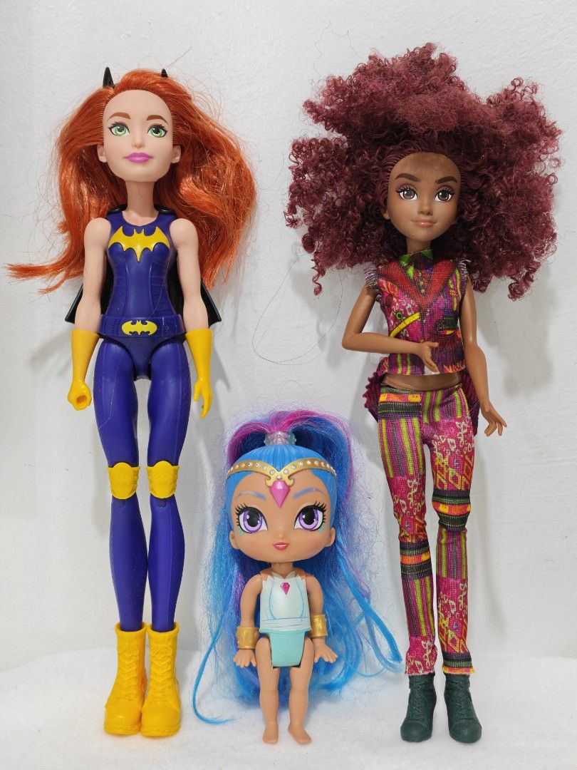Preloved Dolls Bundle (Category: Kids Toys) located in Pasig City. Submitted by dian.juliet (Listing ID 1468763324, Image 1). Description: Preloved ▪️As is ▪️What you see is what you get. ▪️Colors may vary due to lightning. ▪️Flaws are barely noticeable. ▪️Feel free to message me for other details. :) 🖤 𝓭𝓲𝓪𝓷 𝓳𝓾𝓵𝓲𝓮𝓽.