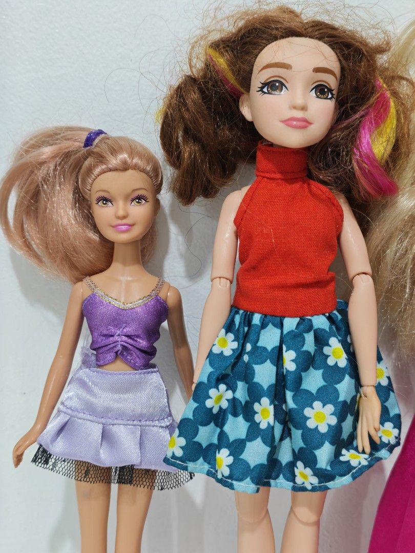 Preloved Dolls Bundle (Category: Kids Toys) located in Pasig City. Submitted by dian.juliet (Listing ID 1468769025, Image 3). Description: Preloved ▪️As is ▪️What you see is what you get. ▪️Colors may vary due to lightning. ▪️Flaws are barely noticeable. ▪️Feel free to message me for other details. :) 🖤 𝓭𝓲𝓪𝓷 𝓳𝓾𝓵𝓲𝓮𝓽.