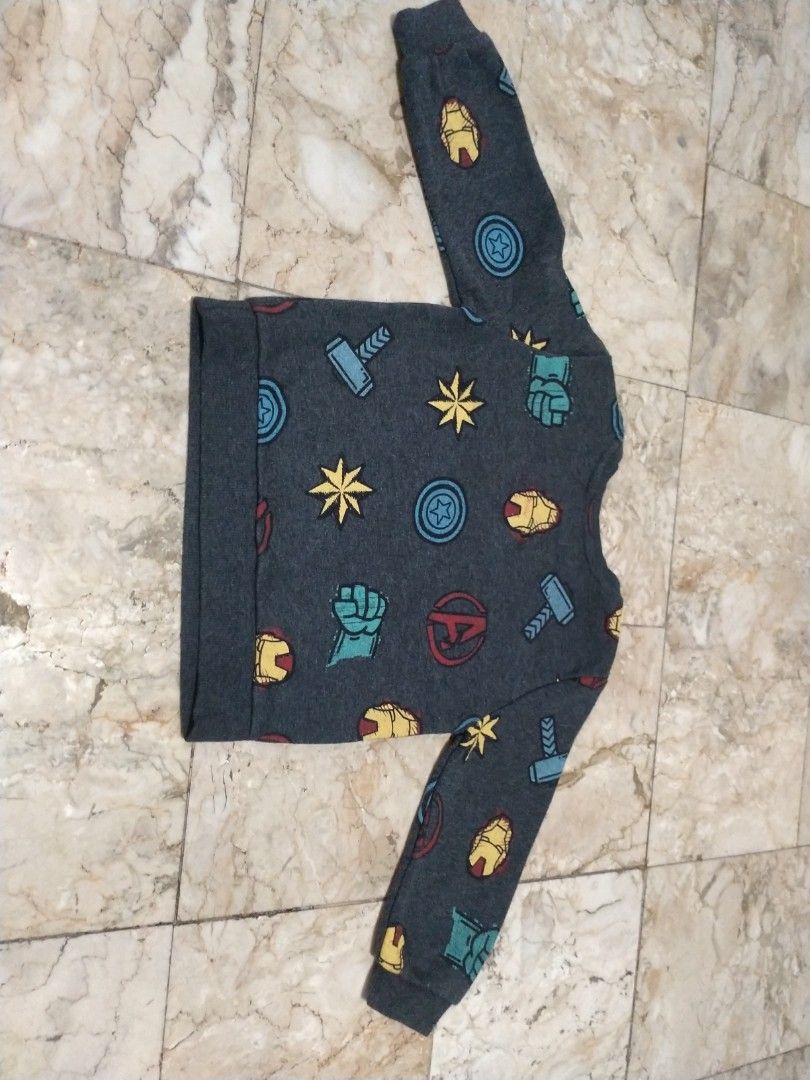 PRELOVED marvel sweat shirt grey 2T /China (Category: Babies & Kids Fashion) located in Cainta. Submitted by mommysam28 (Listing ID 1468734832, Image 2). Description: .