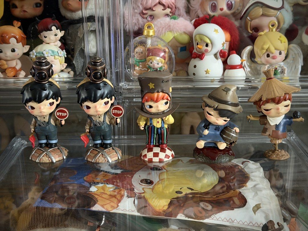 PRELOVED POP Mart Hirono Figures (Category: Designer & Blind Box Toys) located in Quezon City. Submitted by thecollector97 (Listing ID 1468771480, Image 3). Description: FOR SALE Preloved Pop Mart Hirono Figures Pristine-Good Condition No box and foil, art card only. 500 each MOP: GCash Location: Project 8, QC.