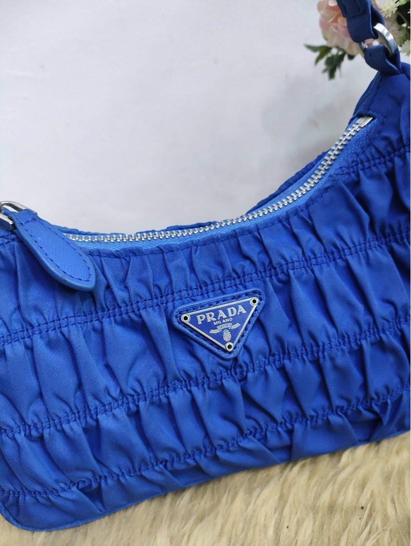 Preloved Prada Tessuto Gaufre Nylon Bag (Category: Shoulder Bags) located in Iloilo. Submitted by preciousgems_collection (Listing ID 1468727680, Image 3). Description: Preloved.