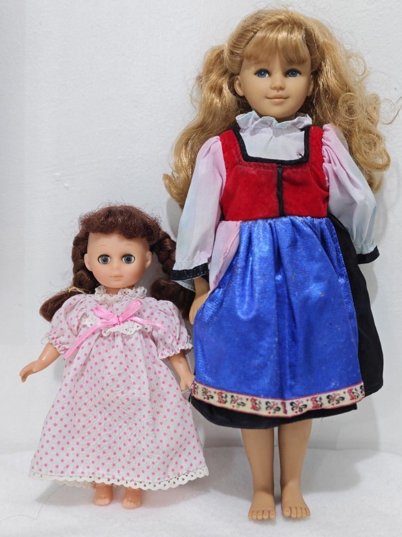 Preloved Vintage Dolls Bundle (Category: Kids Toys) located in Pasig City. Submitted by dian.juliet (Listing ID 1468772381, Image 1). Description: Preloved ▪️As is ▪️What you see is what you get. ▪️Colors may vary due to lightning. ▪️Flaws are barely noticeable. ▪️Feel free to message me for other details. :) 🖤 𝓭𝓲𝓪𝓷 𝓳𝓾𝓵𝓲𝓮𝓽.