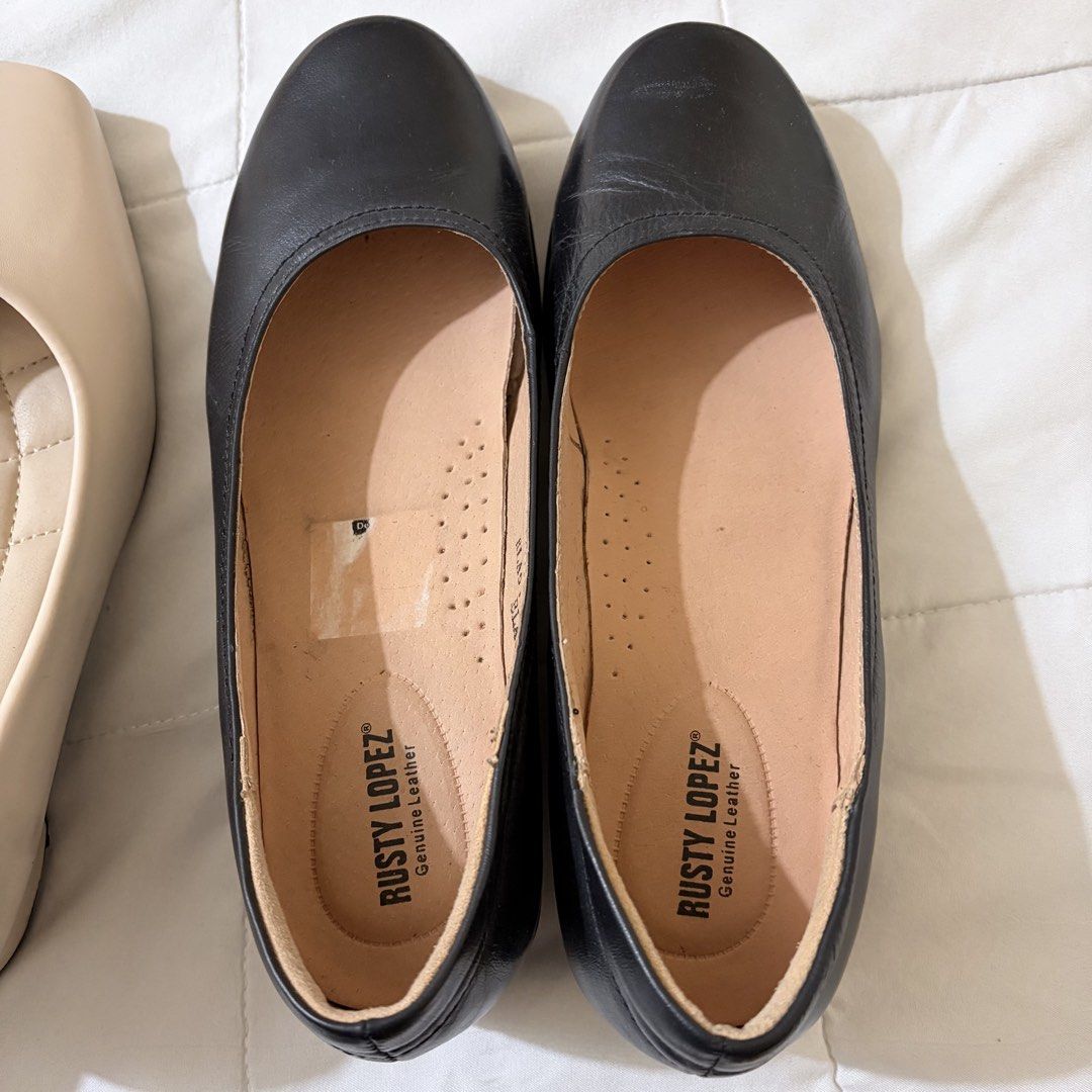 Pre-Loved Women’s Shoes (Category: Flats & Sandals) located in Quezon City. Submitted by stardewwitcher (Listing ID 1468719920, Image 1). Description: Decluttering! Selling my pre-loved shoes at affordable prices. 1. Nude/Beige Heels – ₱200 Size 37 • Elegant nude/beige color • Square-toe design • Pre-loved with visible signs of use 2. Rusty Lopez Black Genuine Leather Shoes – sold Size 36 • Classic black design • Pre-loved with visible creasing a