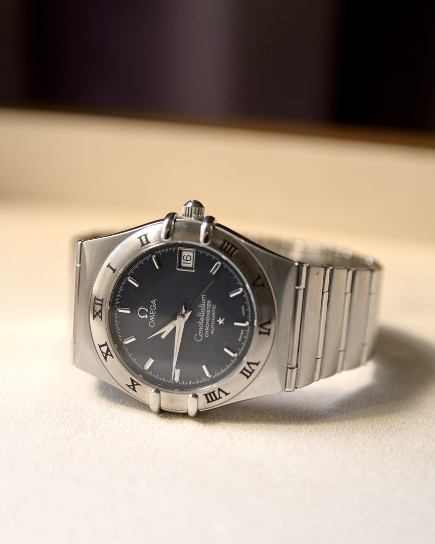 Pre-owned 2009 Constellation Automatic Blue Dial (Category: Luxury Watches) located in Quezon City. Submitted by watchcollective.ph (Listing ID 1468728916, Image 2). Description: 2009 Constellation Automatic Blue Dial Reference: 1502.40 Year: 2009 Case Size: 35.5mm Wrist Size: 17 inches Pre-owned. Very good condition. Comes with guarantee cards and presentation box..