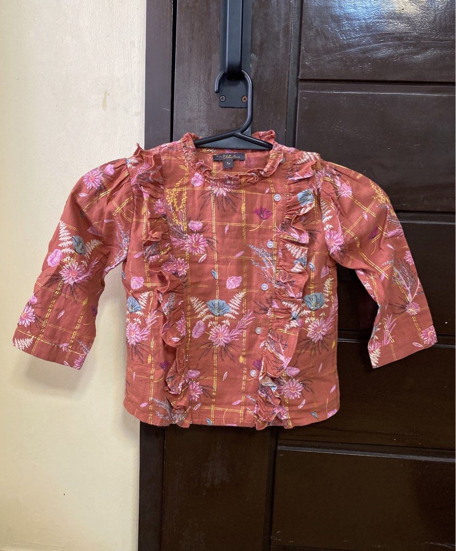 Printed longsleeves for kids (Category: Babies & Kids Fashion) located in Dagupan City. Submitted by lejgumiran07 (Listing ID 1468805088, Image 1). Description: Ask for exact measurements. .
