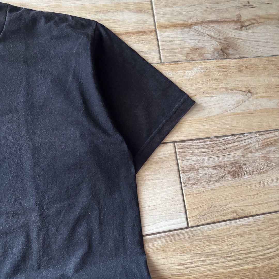 pro club black plain cotton shirt (Category: Tshirts & Polo Shirts ) located in Calamba. Submitted by wearlikenobody (Listing ID 1468742509, Image 3). Description: Length: 29” Width: 20” Condition: 9/10 Issue: slight color fade neck Size: L .