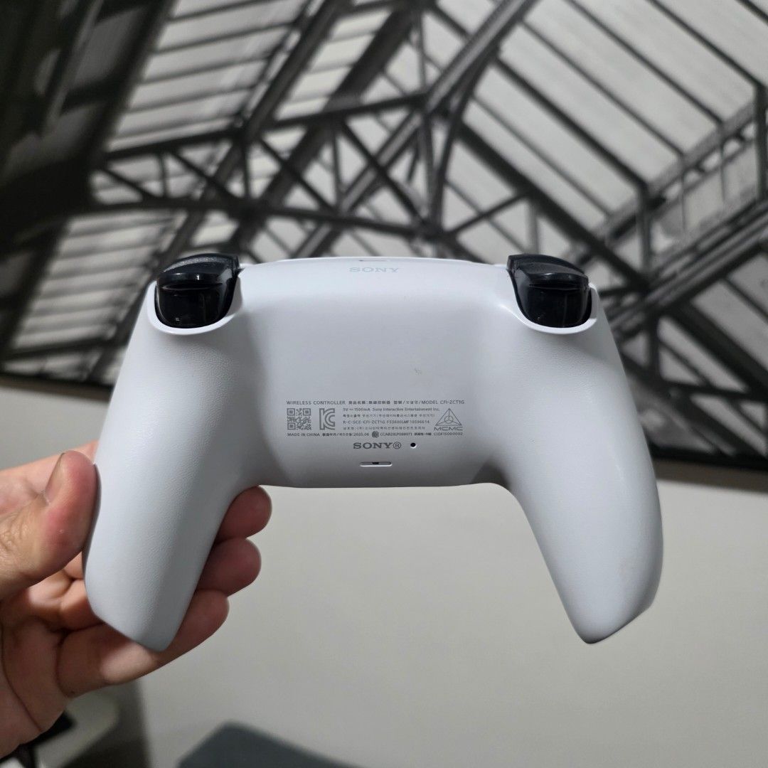 Ps5 Dualsense 5 Controller (Category: Controllers) located in Manila. Submitted by sweettotes_ph (Listing ID 1468860615, Image 2). Description: White Original No issues Smooth Fully working Good condition Controller only I also have games feel free to check my listings :) For pickup or delivery Bdo Maya Gcash Cod payment.