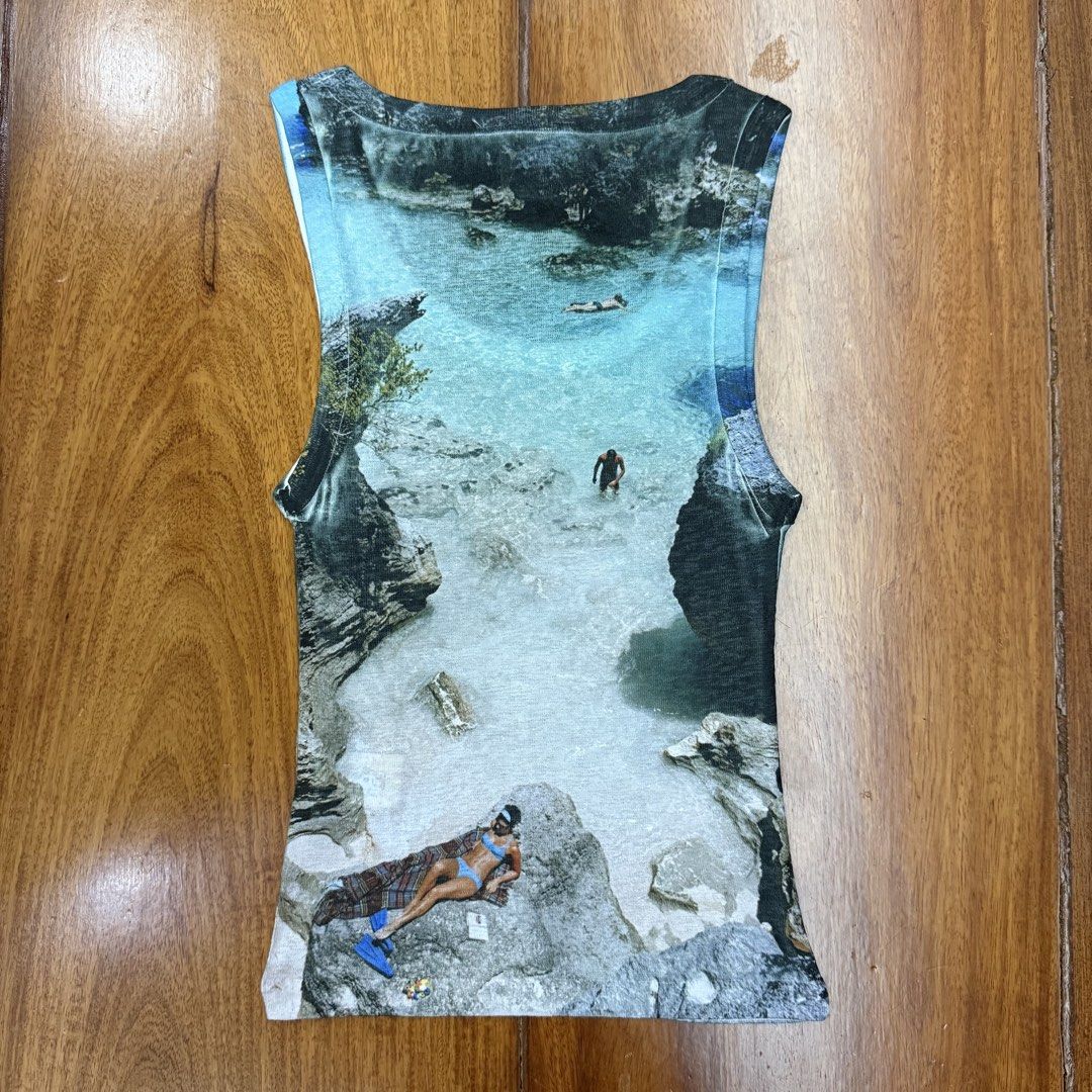 Pull & Bear Slim Aarons Top (Category: Sleeveless) located in Muntinlupa City. Submitted by myrandomthingz (Listing ID 1468797260, Image 3). Description: .
