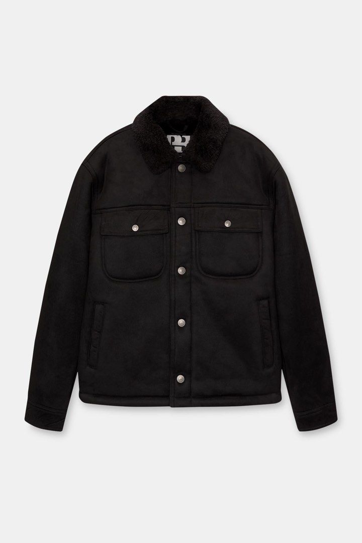 Pull&Bear Black Jacket with faux shearling collar, (Category: Coats, Jackets and Outerwear) located in Cebu City. Submitted by shop.bydee (Listing ID 1468828555, Image 2). Description: Pull&Bear Black Jacket with faux shearling collar • Really thick & great for winter! • Size XL • Bought for 3,595, Selling for only ₱2,000 • Used twice only No meet-ups, only delivery. SF will be shouldered by the buyer. 📍Cebu.