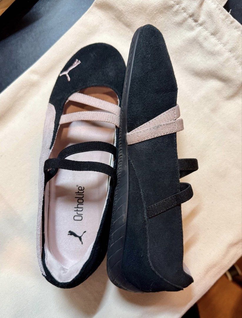 Puma Ballet Flats Black Pink Size US 7 (Category: Sneakers) located in Taguig. Submitted by gbrllrvr (Listing ID 1468723867, Image 2). Description: NO BOX RFS: Extra shoes - Size: US 7, EUR 37.5, UK 4.5 - Origin: Made in Vietnam - Condition: Clean soles, minimal signs of wear.