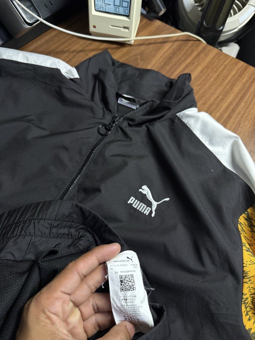 Puma Black Yellow White Track Jacket Windbreaker (Category: Coats, Jackets and Outerwear) located in San Rafael. Submitted by jeremybelza (Listing ID 1468927284, Image 3). Description: Puma track jacket Large | L28 W24 Excellent Condition No flaws 550 .